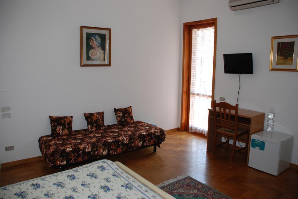 B&B Al Giardino Lecce Zimmer foto